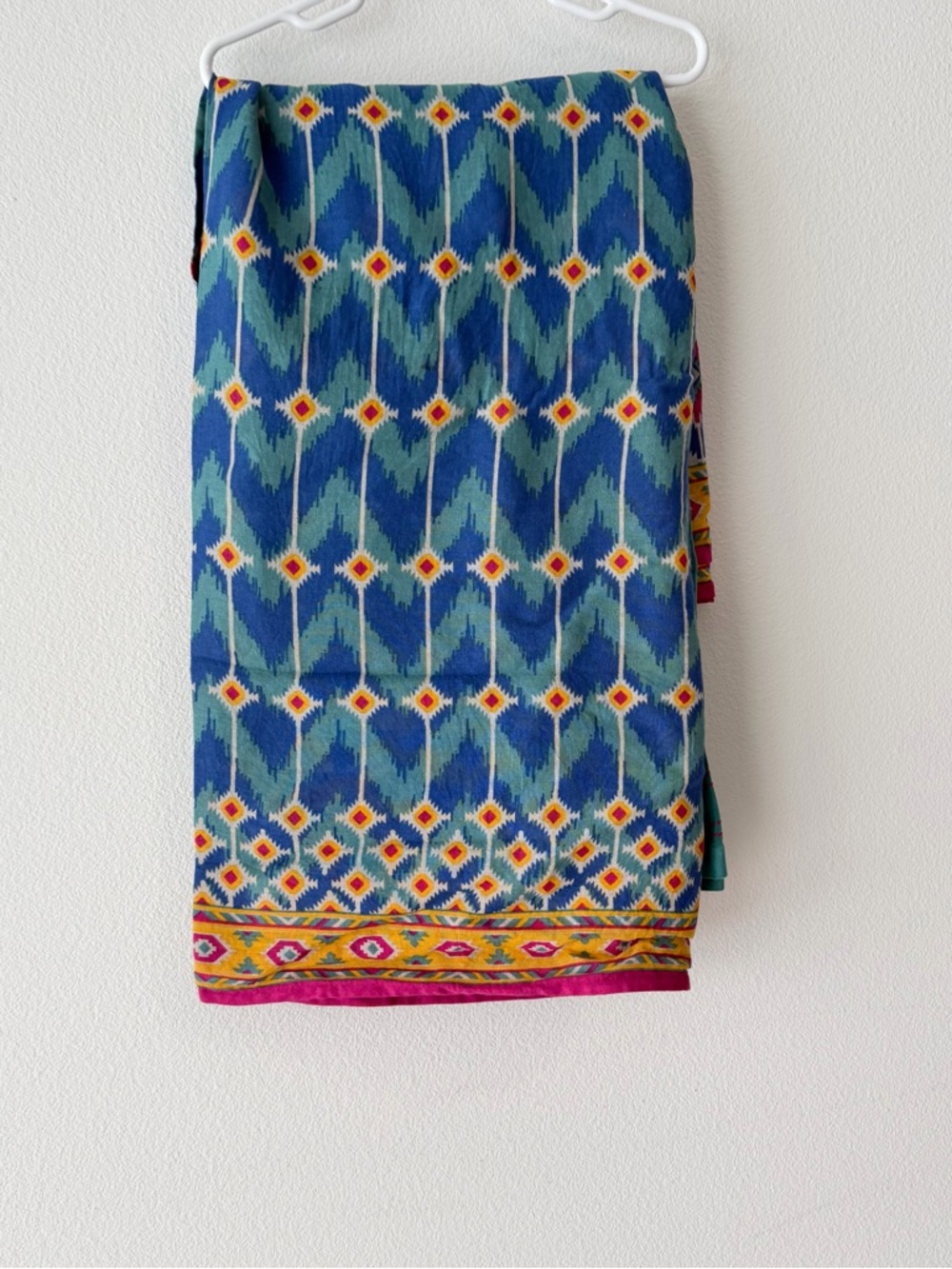 Blue Bonanza Satrangi Printed Dress with Dupatta GIRLS Sizing - Picture 7 of 7